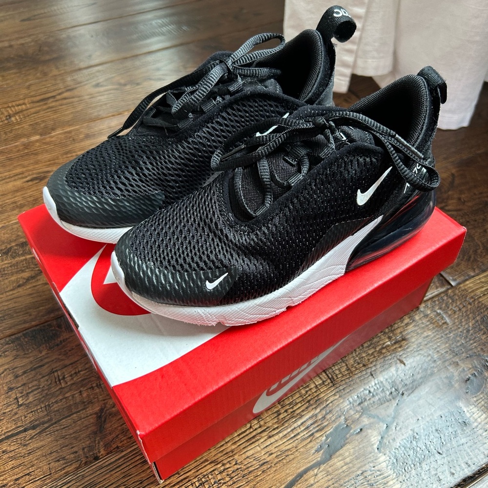 Nike Airmax 270 Kids Tennis Shoes Size 13C Black